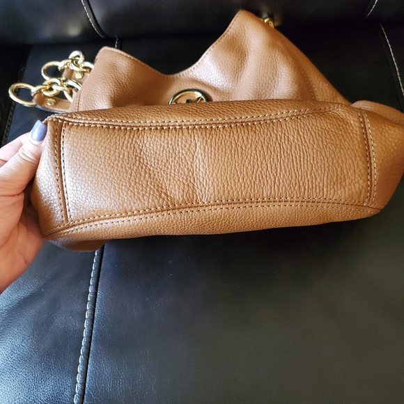 Michael Kors Fulton Chain Medium Shoulder Bag - Picture 6 of 15